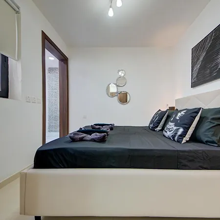 Apartament D View